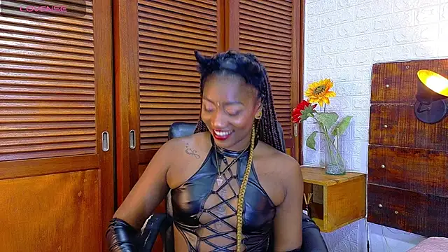 amy_brunette - Amy_Brunette's free webcam - UK Sex Cams