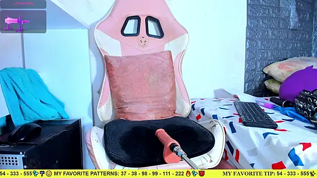 AriannaLewiis webcam