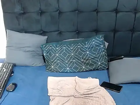 CaramelBootty webcam