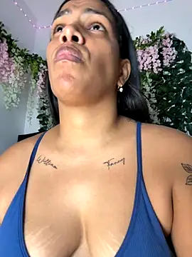 ArielleMillerr- webcam