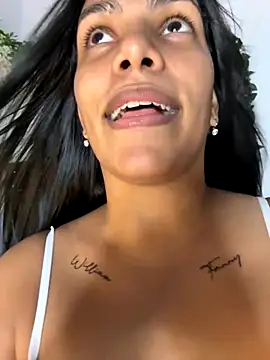 ArielleMillerr- webcam