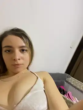 karla-thomsom10 - Karla-thomsom10's free webcam