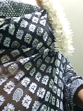 tamil-urvashi - TAMIL-URVASHI's free webcam