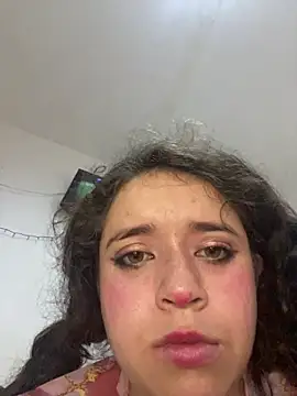 lucy_yupisweet - Lucy_YupiSweet's free webcam