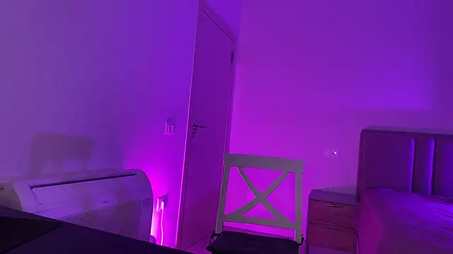 princessllilu - PrincessLlilu's free webcam