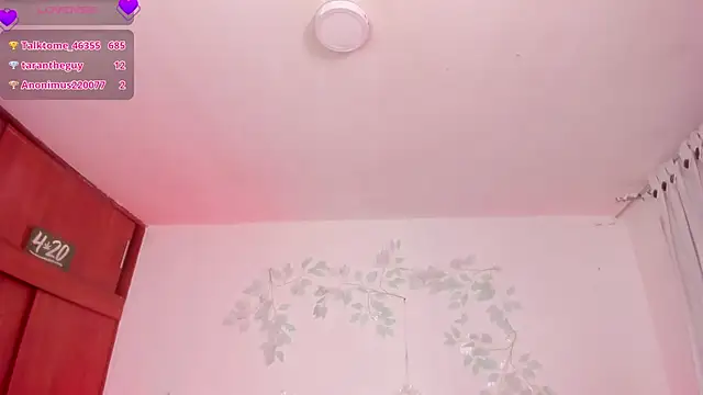 cata_green - Cata_green's free webcam