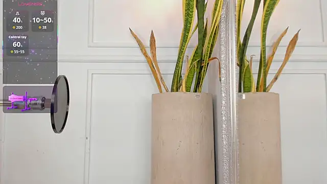 jazmiinee - Jazmiinee's free webcam