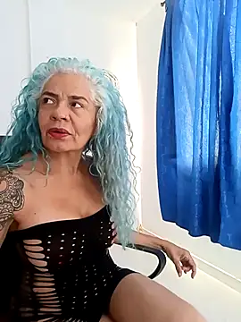 freyadevil333 - Freyadevil333's free webcam