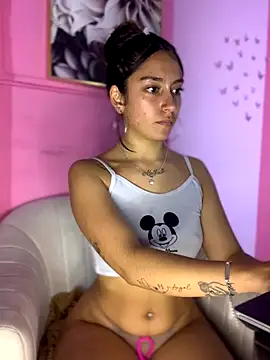 alaska_euphoria - Alaska_euphoria's free webcam