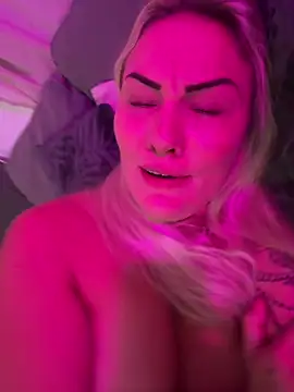 nastymilf_ - NastyMilf_'s free webcam