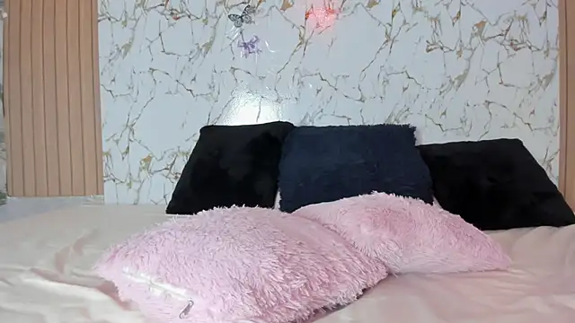 Christal_Golden webcam