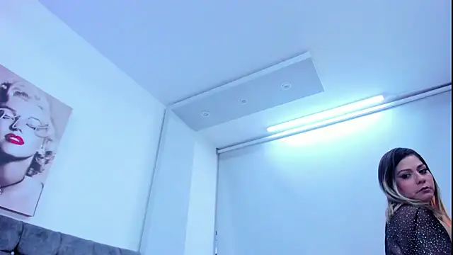 isabella_horney_ webcam