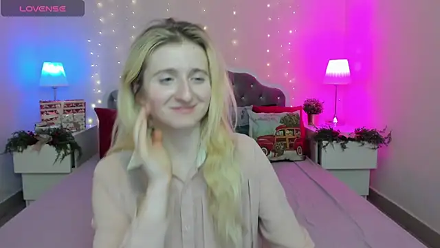 CamillaDreamer webcam