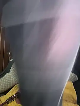 menadreadfull - MenaDreadfull's free webcam