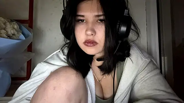 lolamein - Lolamein's free webcam