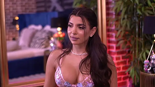 NicoleCellini webcam