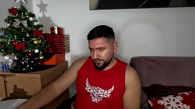 Gold_Alpha_Boy webcam