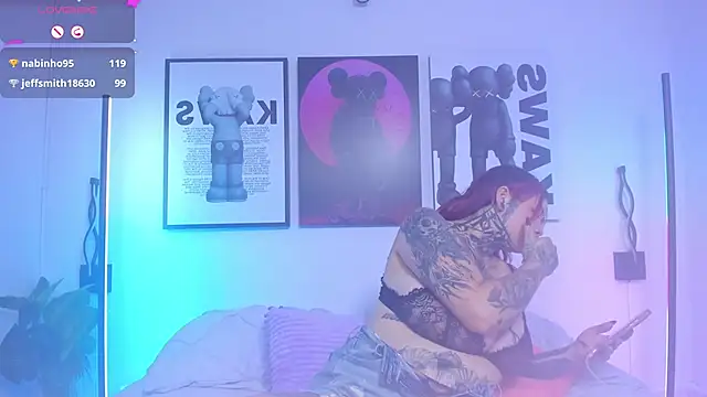 ViolettaBaker_ webcam