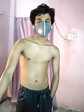 Ultimate_cHappiE webcam