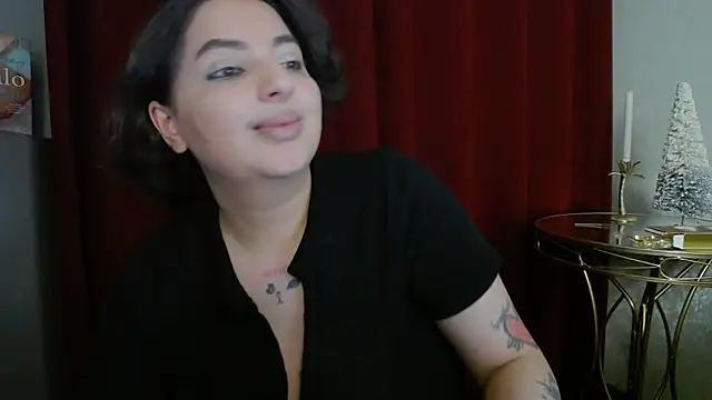 bustyallyy - BustyAllyy's free webcam - UK Sex Cams