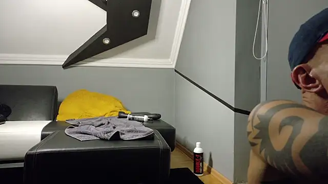 slavic_boy_39 webcam