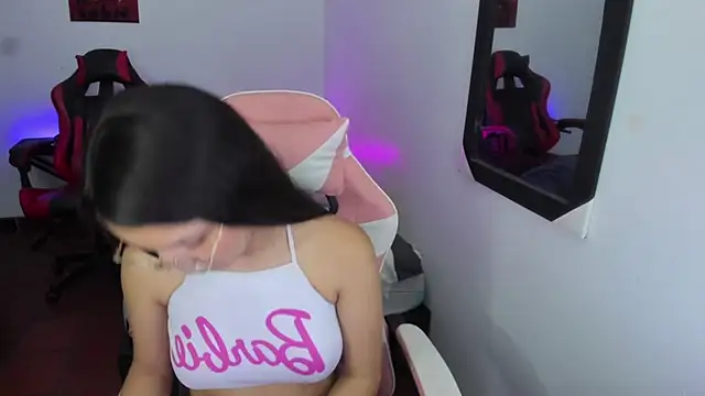 jessi_and_boy webcam