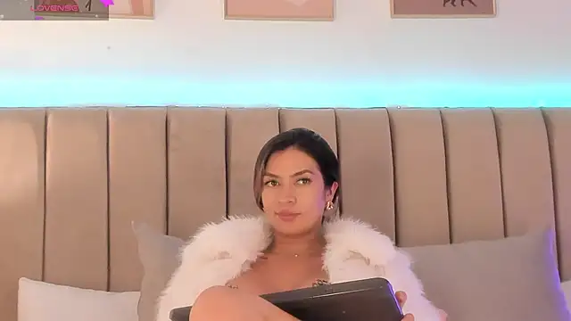 Victoria_romanox webcam