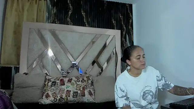 KloeANDbritany webcam