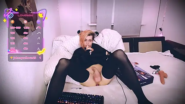 Littlepinkcat webcam