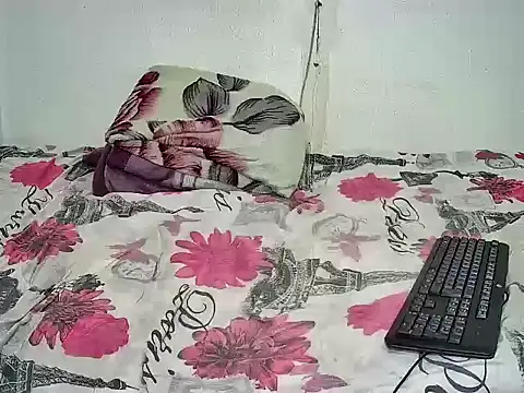 HunnieDivasxx2 webcam