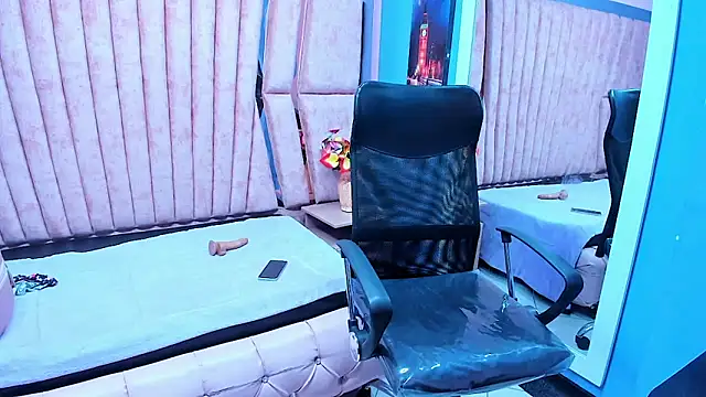 _Isabella_Moon_ webcam