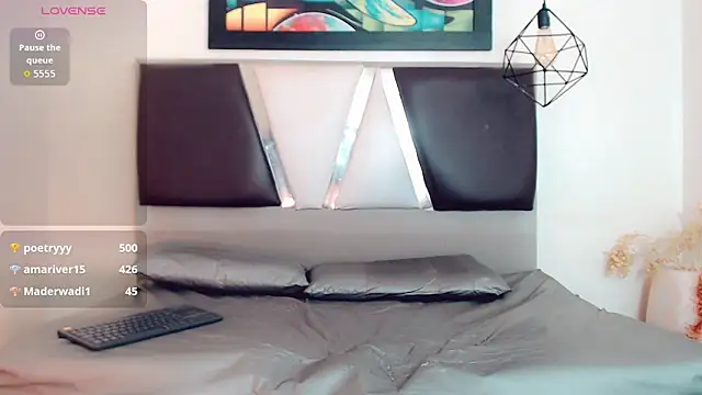 hilary_rodriguez webcam