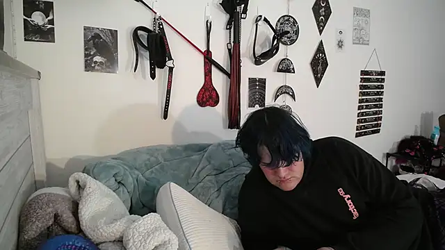 Julietserenity webcam