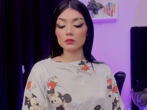 emmabridgerton - Emmabridgerton's free webcam