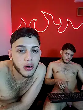 tommyandbillie (Ask my age) - Slow tease with underwear & french kiss
