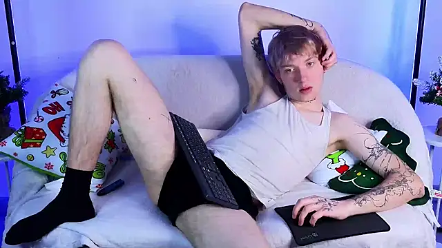 travis_clas (M twink) - cum  show