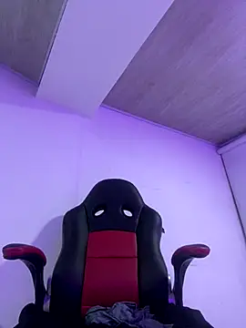 Webcam Model (angel_natural)  is live.Free join now!