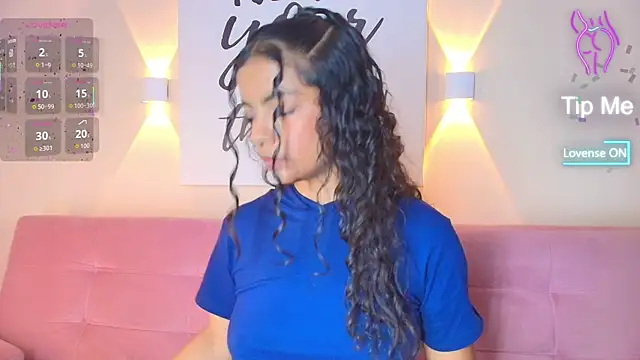 SunnyGilmoree webcam