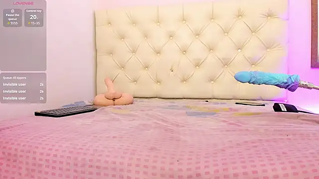 ElisabethMassey webcam