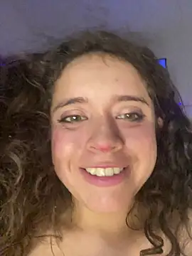 Lucy_YupiSweet webcam