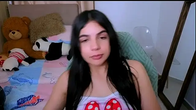 _elenna - _elenna's free webcam - UK Sex Cams