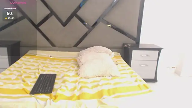 NoahJhonson69 webcam