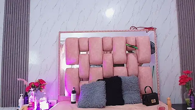  SofiaSommers chat room