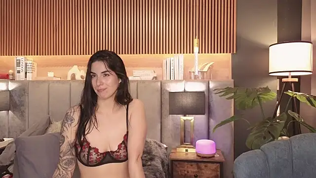 Angelina_Dior webcam