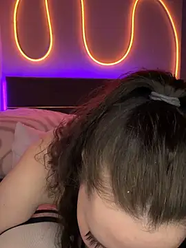 mila-jasmin (F young) - 5 Minuten nackt