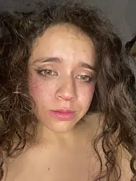 Lucy_YupiSweet webcam