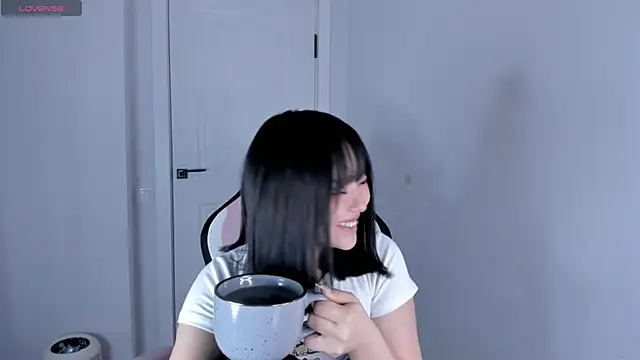 hee_young11 - Hee_young11's free webcam