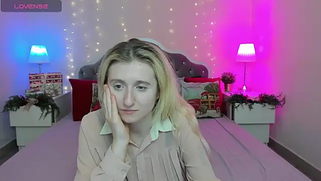 camilladreamer - CamillaDreamer's free webcam