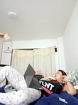 cev_am99 - Cev_Am99's free webcam