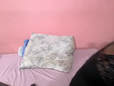 blackberry_06 - BlackBerry_06's free webcam